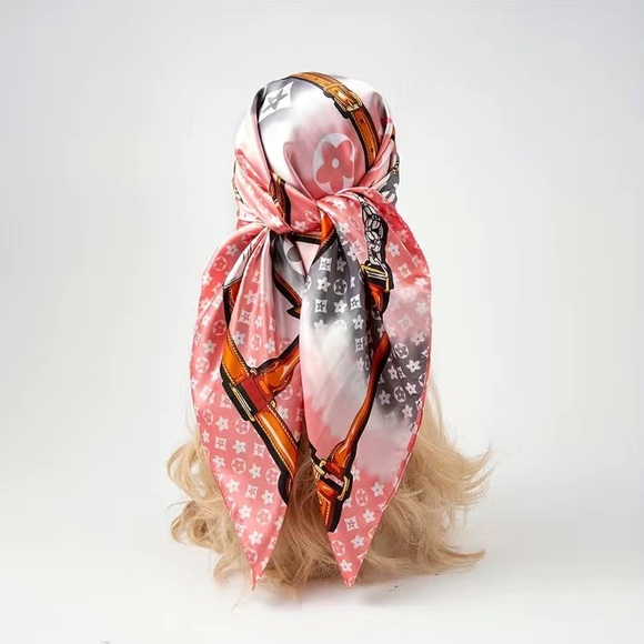 NWT Printed Floral Motif Scarf - Picture 3 of 5